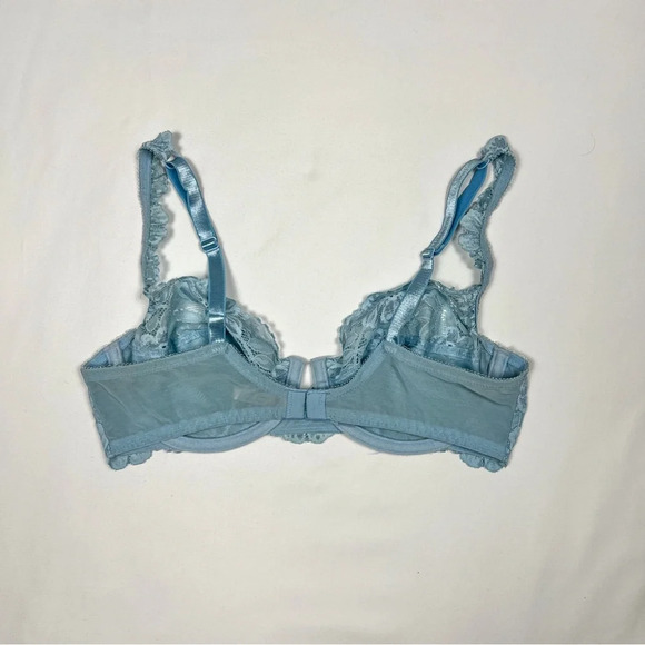 Vintage Y2K Victoria’s Secret Lace Bra - Picture 6 of 6